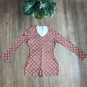 🤎New Tipsybunnyboutique Brown Romper Size L🤎